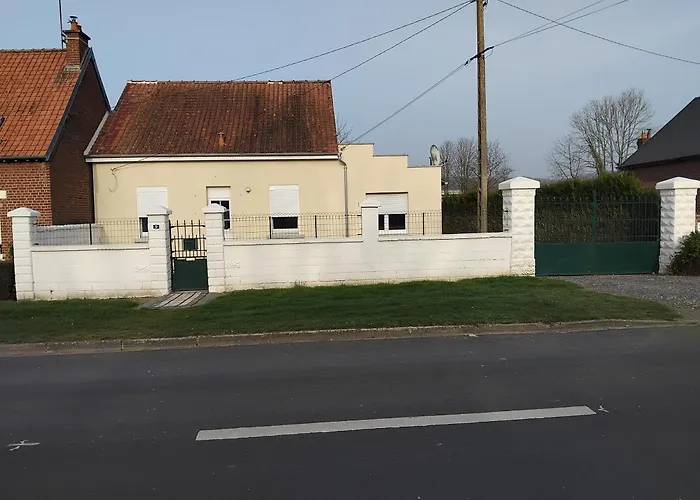 Maison Familiale * Doingt